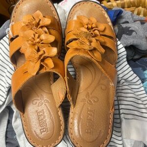 Born Women's Brown Leather Floral Sandals